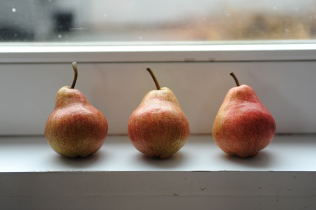 Birnen_am_Fenster_1649